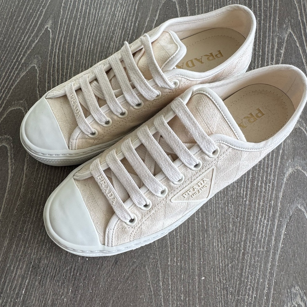 Prada Off-White Low Top Sneakers - NEW - Picture 2 of 10